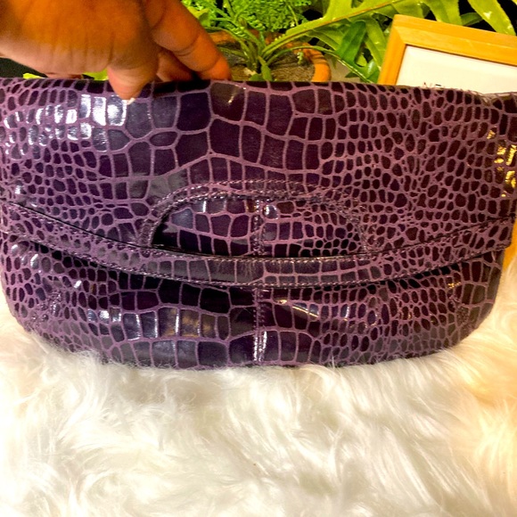 NineWest Very Soft Alligator print Purple Magnetic Clutch closure. Ready to ship - Picture 5 of 7